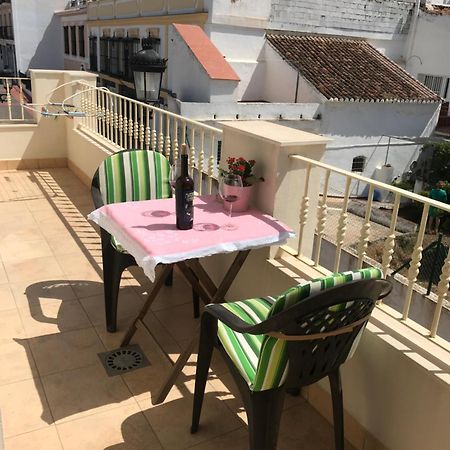 Plaza De Espana 1 Dormitorio Nerja Dış mekan fotoğraf